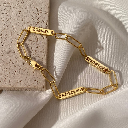 Mom Bracelet with Kids Names - Paperclip Chain