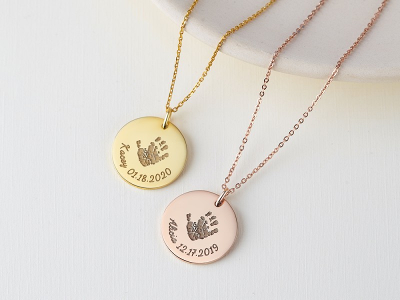 Disc Baby Handprint Necklace | Centime Gift