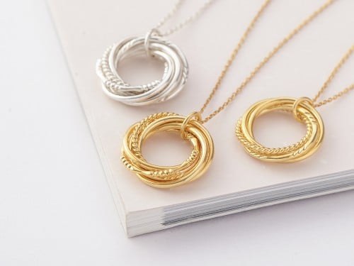 Family Ring Necklace for Mom/Grandma (3-9 rings)