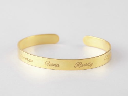 Personalized Mom Bracelet With Children's Names